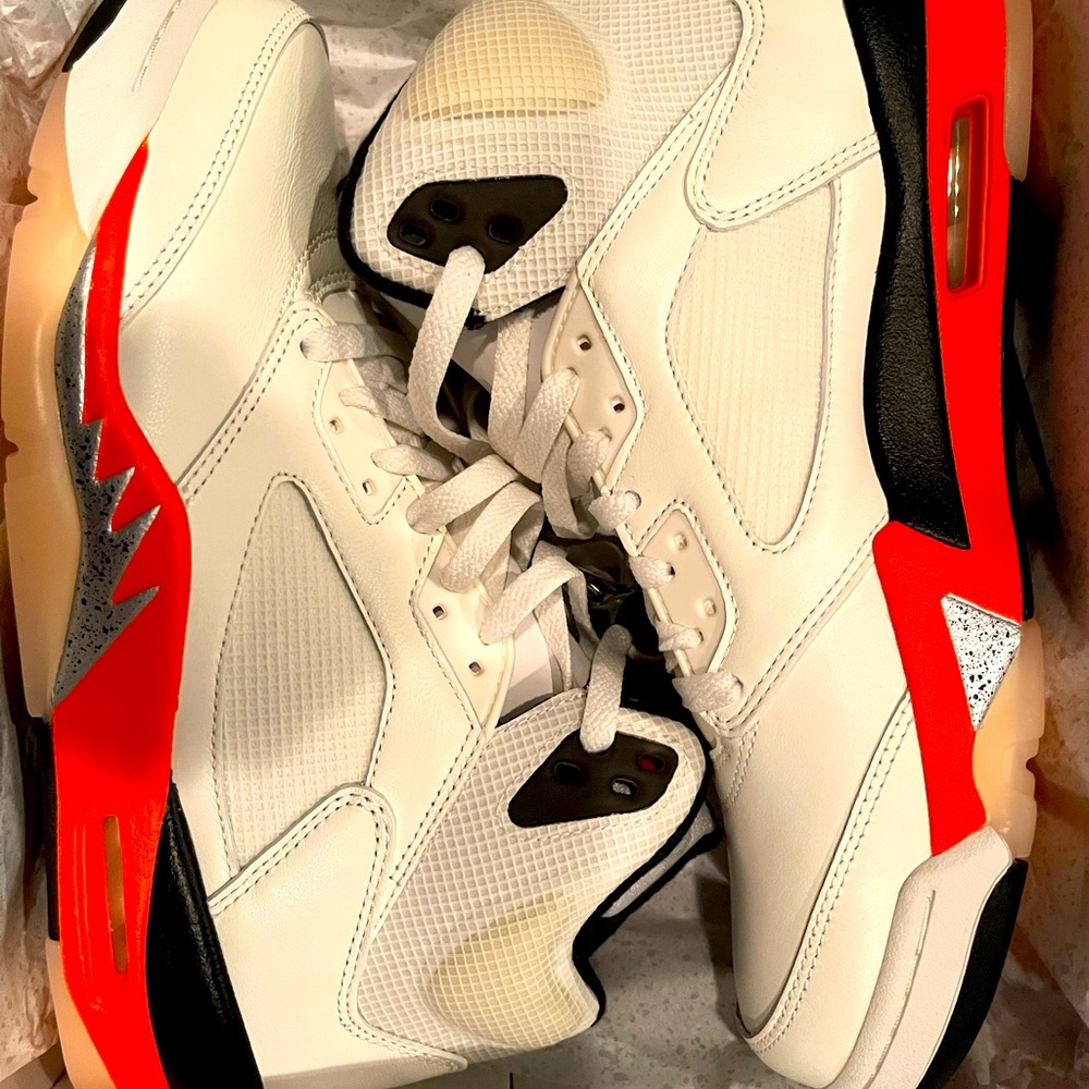Air Jordan 5 Retro